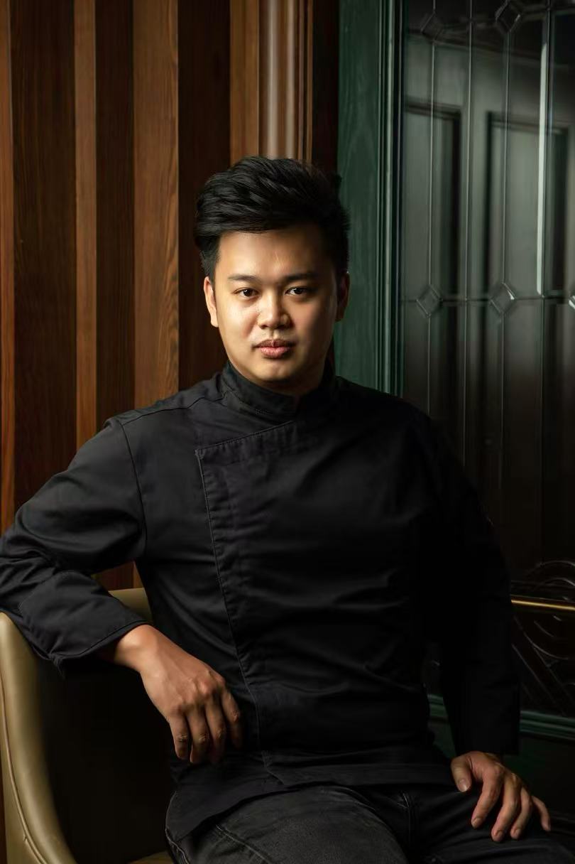 Executive Sous Chef CHEN Kim Leun